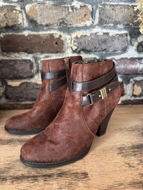 Madden Girl Sulley Ankle Booties • Brown Suede • Belted • 7M